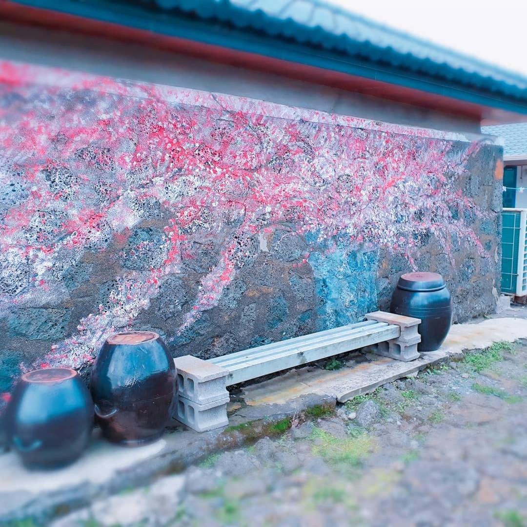 Вилла Hadori Mindfulness Чеджудо Экстерьер фото